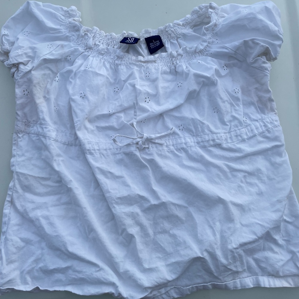 White blouse with slightly puffy short sleeves